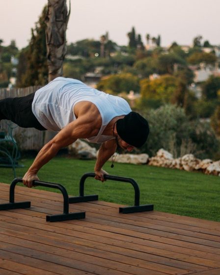 street workout 2628906 1280